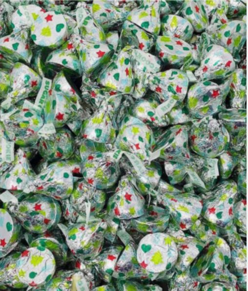 HERSHEY’S Sugar Cookie Kisses – Holiday White Crème Chocolate Candy, 5 Pound Bulk Christmas Pack