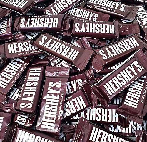 Hershey's Milk Chocolate Bars, Individually Wrapped Snack Size Chocolate Candy, Original Hershey Bars, Bulk Pack Of 5 Pounds